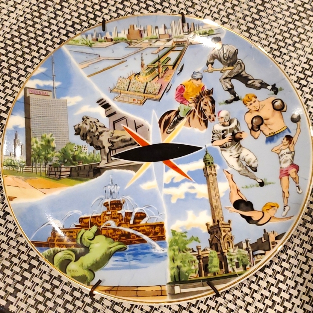 Vintage 1959 International Trade Fair Chicago Illinois Souvenir Decoration Plate